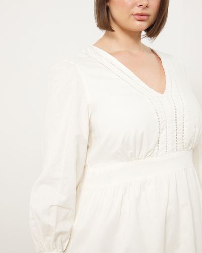Atmos&Here Curvy Cora Linen Blend V Neck Mini Dress - White