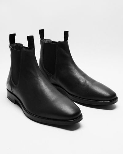 Double Oak Mills Carson Leather Gusset Boots - Black