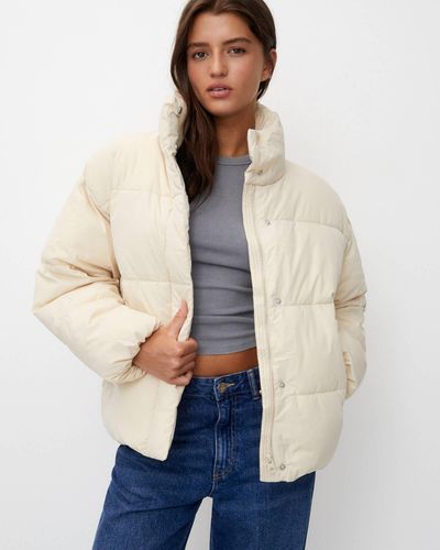 Pull&Bear Puffer Jacket With A Funnel Collar - Natural
