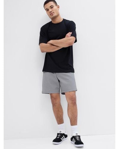 Gap 7" Essential Khaki Shorts With Washwell - Grey
