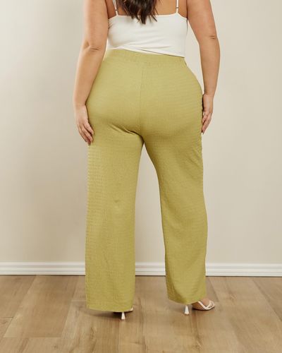 Atmos&Here Curvy Lucia Textured Trousers - Green