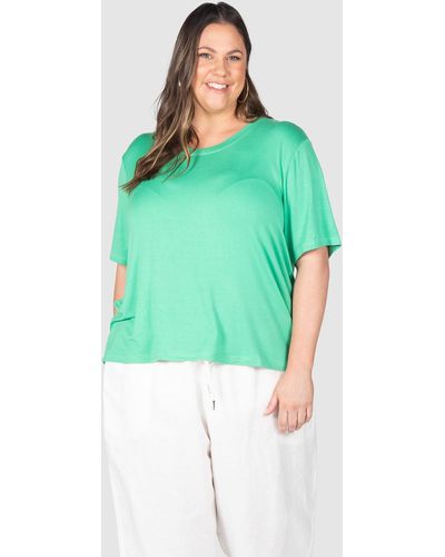 Love Your Wardrobe Kelly Dipped Hem T Shirt - Green