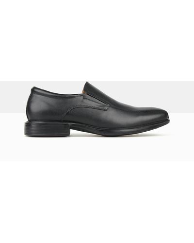 Airflex Trophy 2 Slip On Dress Shoes - Black