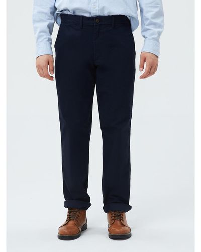Gap Essential Khakis In Straight Fit With Flex - Blue