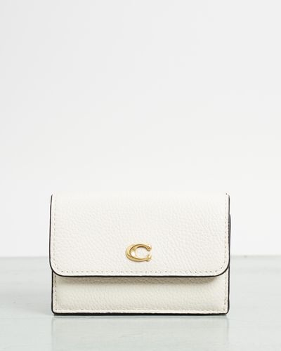 COACH Essential Polished Pebble Mini Trifold Wallet - Natural