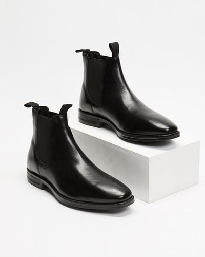 Double Oak Mills Carson Leather Gusset Boots - Black