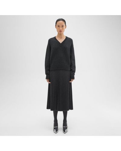 Theory Pleated Midi Skirt In Wool-blend Flannel - Black