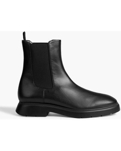 Stuart Weitzman Mckenzee Leather Chelsea Boots - Black