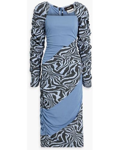 Ganni Ruched Printed Cotton-poplin And Jersey Midi Dress - Blue