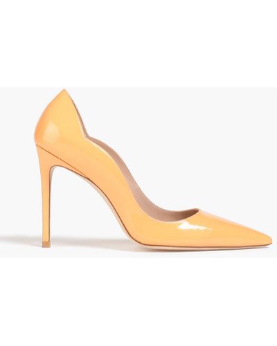 Stuart Weitzman Stuart 100 Scalloped Patent-leather Court Shoes - Orange