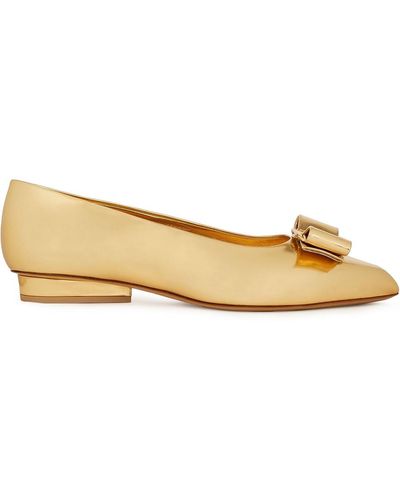 Ferragamo Viva Bow-embellished Mirrored-leather Point-toe Flats - Natural