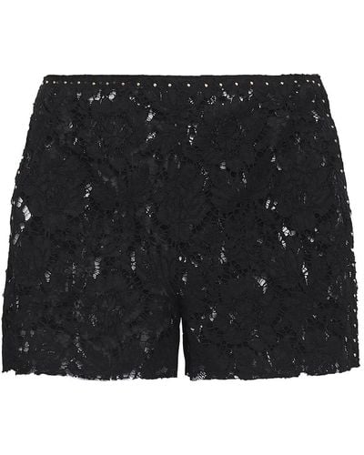 Valentino Garavani Shorts aus schnurgebundener spitze aus einer baumwollmischung mit nieten - Schwarz