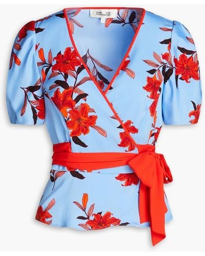 Diane von Furstenberg Wickeloberteil aus crêpe de chine mit floralem print - Rot