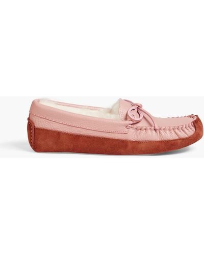 Australia Luxe Bow-detailed Shearling And Pebbled-leather Loafers - Pink