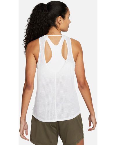 Nike Sleeveless and tank tops for Women | Online Sale up to 62% off | Lyst