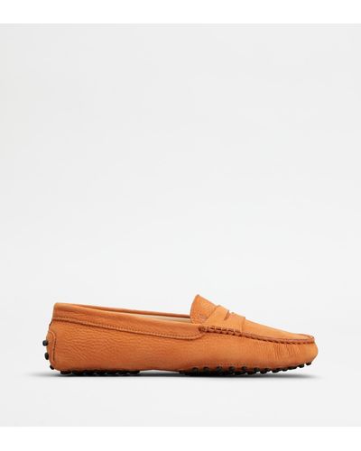 Tod's Gommino Driving Shoes In Nubuck - Orange
