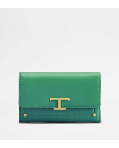 Tod's T Timeless Wallet In Leather - Green