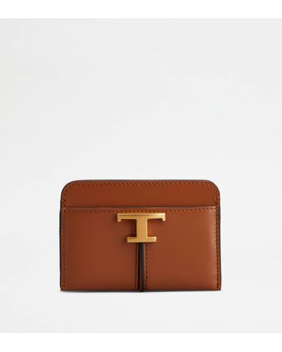 Tod's T Timeless Credit Card Holder In Leather - Brown