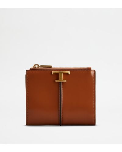 Tod's T Timeless Wallet In Leather - Brown