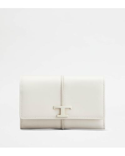 Tod's T Timeless Wallet In Leather - White