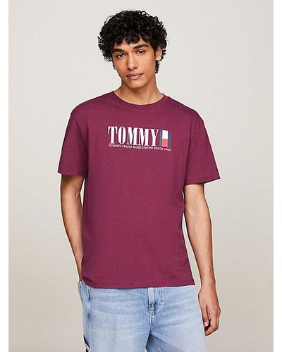Tommy Hilfiger Rundhals-T-Shirt mit Tommy-Flag-Logo - Lila