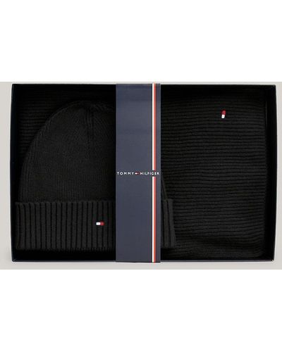 Tommy Hilfiger Flag Embroidery Beanie And Scarf Gift Set - Black