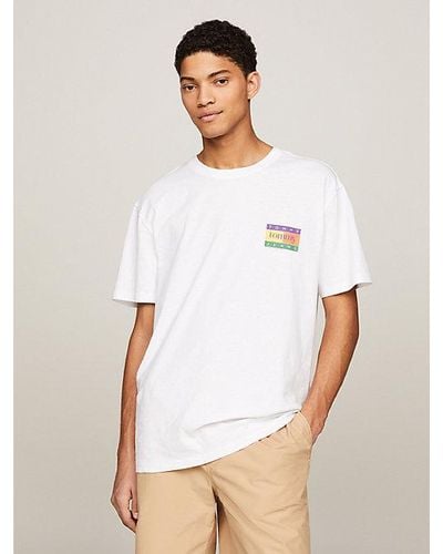 Tommy Hilfiger T-Shirt mit großem Serife-Flag-Logo am Rücken - Weiß