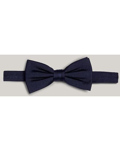 Tommy Hilfiger Pure Silk Plain Weave Bow Tie - Blue