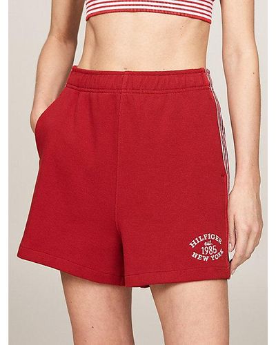 Tommy Hilfiger Shorts universitarios con cinta de rayas Sport - Rojo