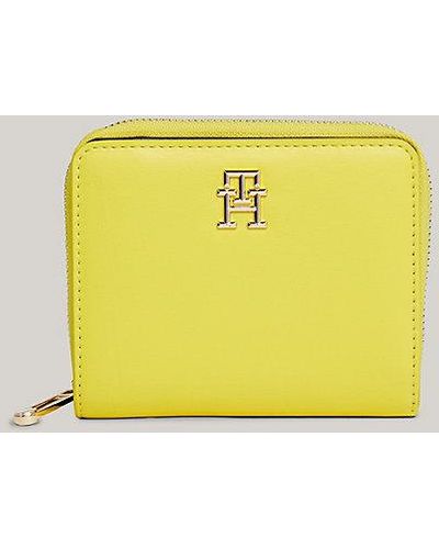 Tommy Hilfiger Iconic Medium Portemonnee Met Th-monogram - Geel