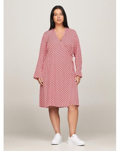 Tommy Hilfiger Curve Fit And Flare Wrap Dress - Pink