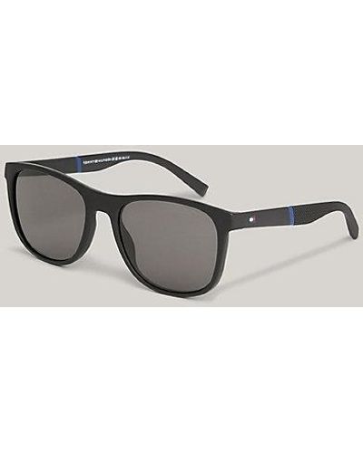 Tommy Hilfiger Ovale Sonnenbrille mit Polo-Piqué-Struktur - Mehrfarbig