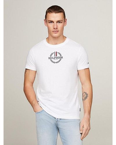 Tommy Hilfiger Camiseta Global Stripe de corte slim con logo - Blanco