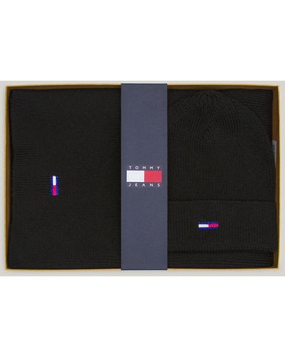 Tommy Hilfiger Flag Beanie And Scarf Gift Set - Black