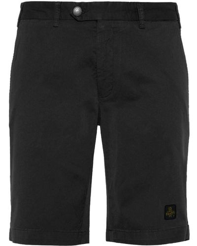 Refrigiwear Elegant Bermuda Shorts With Logo Patch - Black