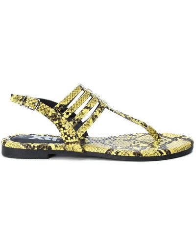 Xti Shoes White Flip Flops Leather - Yellow