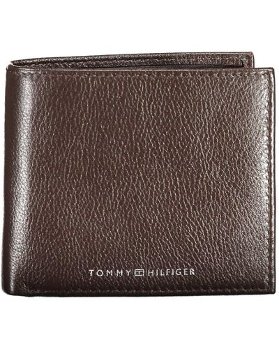 Tommy Hilfiger Elegant Leather Double Compartment Wallet - Brown