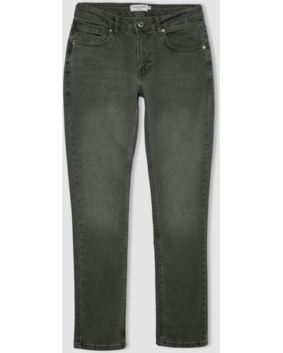 Defacto Pedro slim fit schmale passform normale taille schmaler beinausschnitt jeanshose - Grün