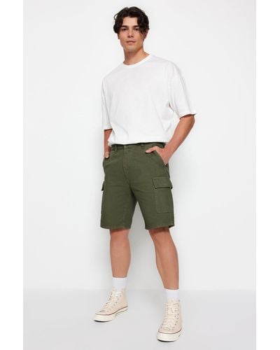 Trendyol Farbene, entspannte jeans-jeansshorts mit cargotaschen und bermudas - Grün