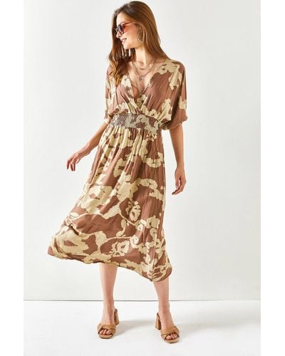 Olalook Kleid aus gewebter viskose mit nerz-taille, gimped, zweireihigem kragen, - Mettallic