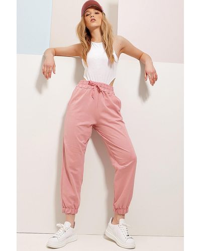 Trend Alaçatı Stili Elastische jogginghose mit zwei fäden in dusty rose - Pink