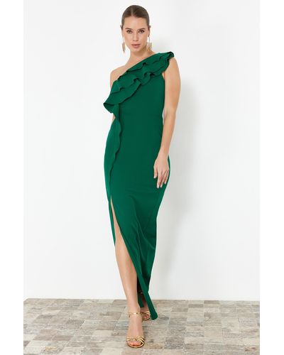Trendyol Smaragdes, langes abendkleid aus gewebtem stoff mit volant und einem ärmel - Grün