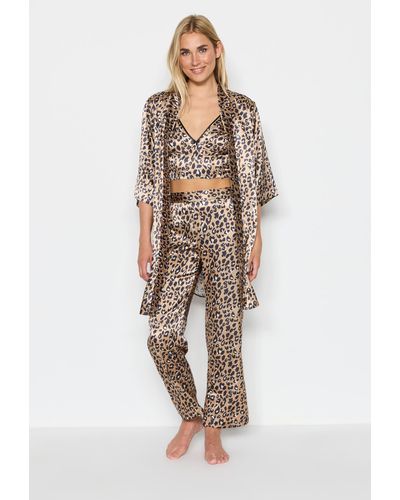 C&City 045 gemustertes 3-teiliges satin-pyjama-set /leopard - Braun