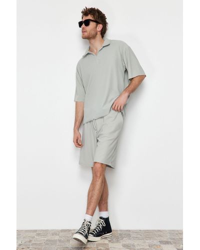 Trendyol Limited edition stone übergroße/weit geschnittene, strukturierte, faltenfreie ottoman-shorts - Natur