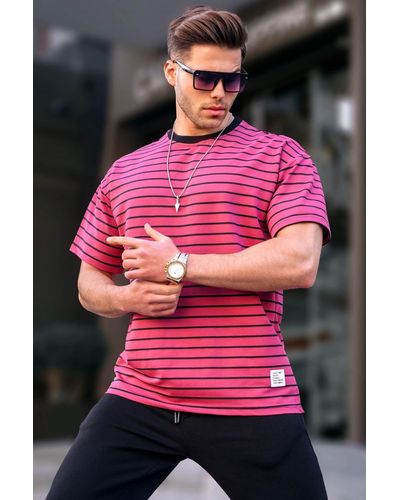 Madmext Gestreiftes basic-t-shirt mit rundhalsausschnitt und getrockneten rosen - Pink