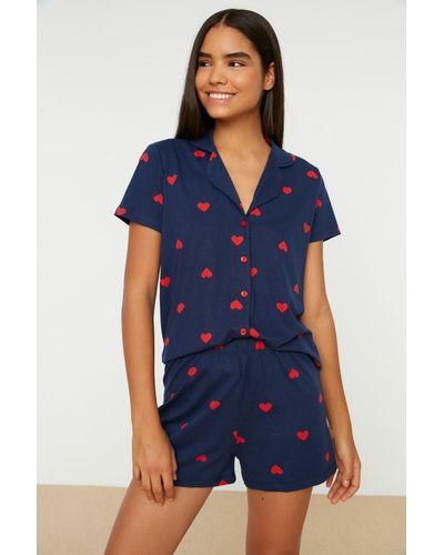 Trendyol Marineblaues, gestricktes pyjama-set mit hemd und shorts aus 100 % baumwolle mit herzmuster