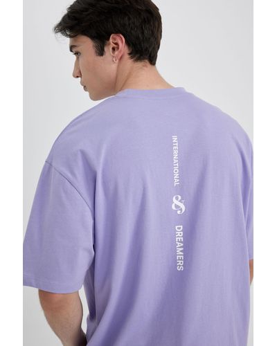 Defacto Oversize-fit-kurzarm-t-shirt mit rundhalsausschnitt und rückendruck c2134ax24sm - Lila