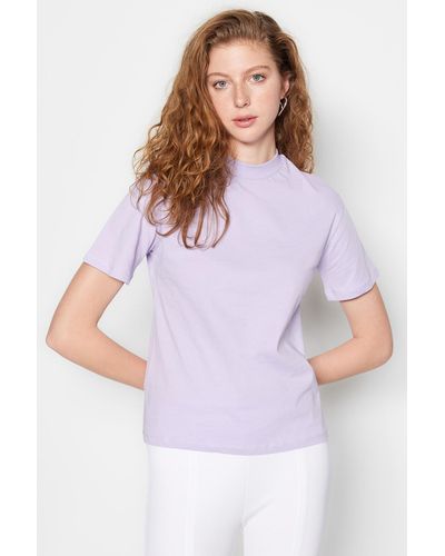 Trendyol Farbenes basic-strick-t-shirt aus 100 % baumwolle mit stehkragen - Lila