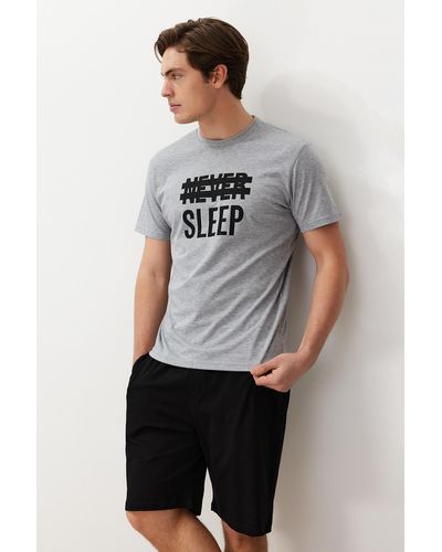 Trendyol Es pyjama-set mit shorts und print für den sommer, reguläre passform - Weiß