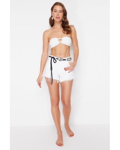 Trendyol E shorts und bermuda aus gewebtem mini-denim, 100 % baumwolle, - Weiß